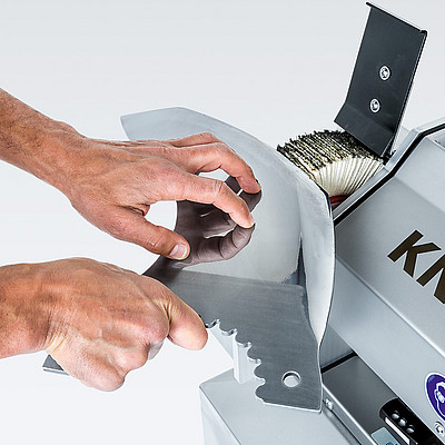 Пластинчатая щетка Пластинчатая щетка