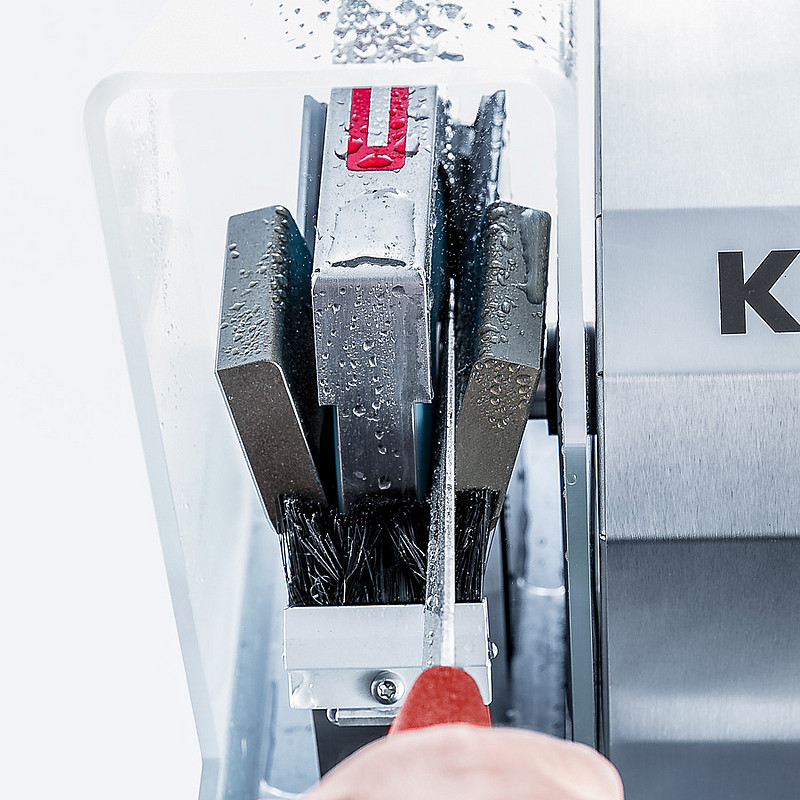 Заточка ручных ножей с водяным охлаждением