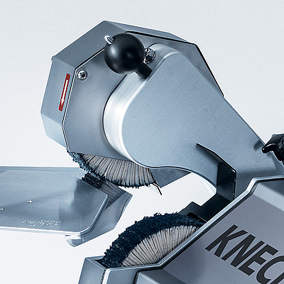 Пластинчатая щетка